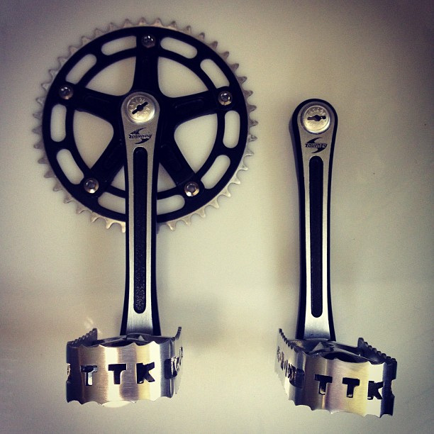 Stripped, polished and refinished Takagi Tourney cranks and Cyclepro TTK pedals.