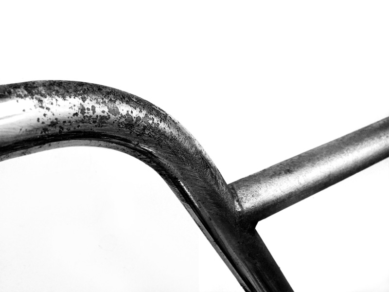 Chromoly Mongoose Supergoose bars pitted and flaking before restoration