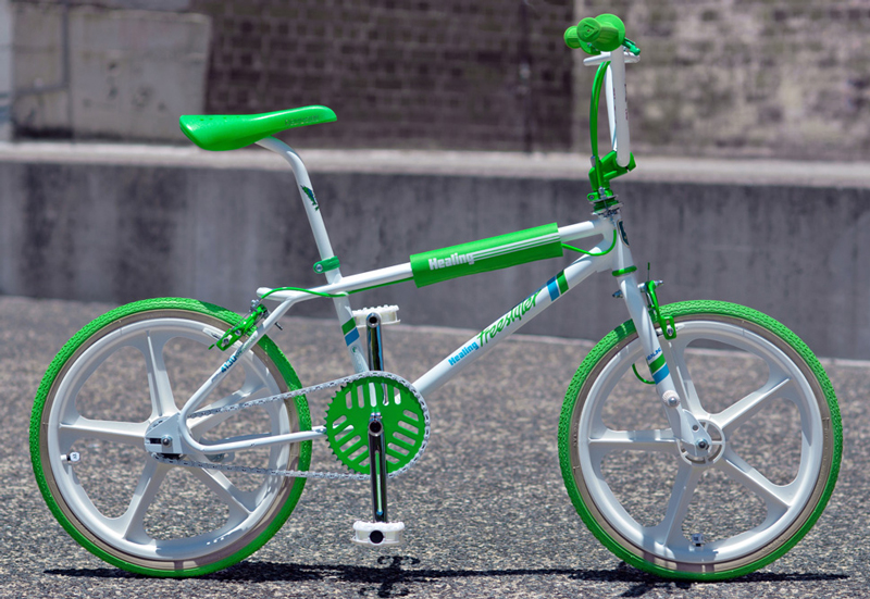 1986 Healing Freestyler restored BMX — looptail version