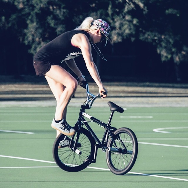 Lix riding RossDLav's Prody prototype